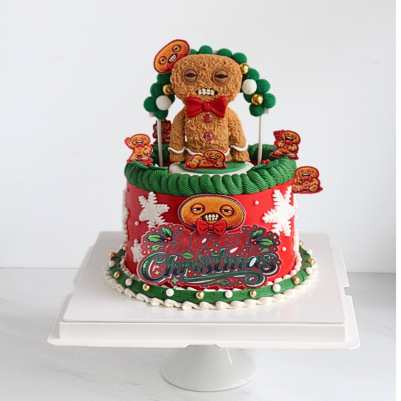 Fuggler Christmas Cake