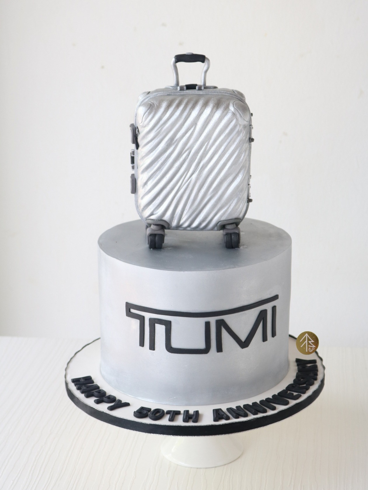 Travel Luggage Cake