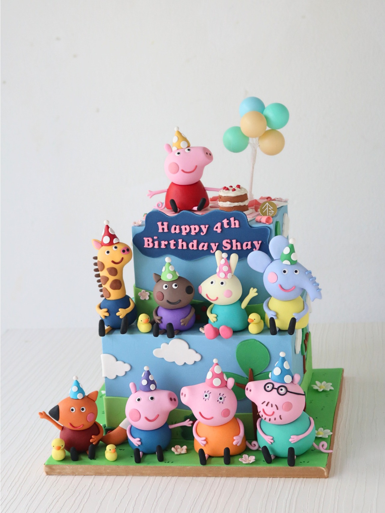 Peppa Pig Family Cake