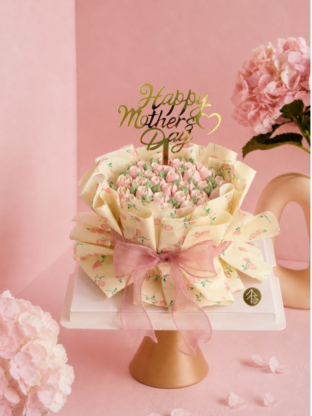 Pink Flower Bouquet Cake
