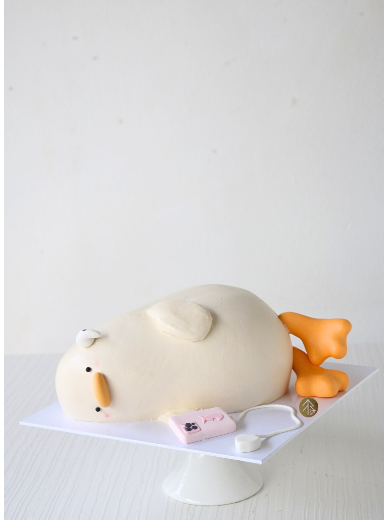 Chill Relax Lay Flat Duck Cake