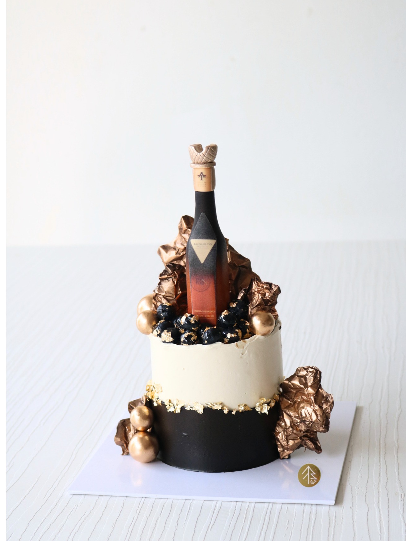Celebration Bottle Mini Cake 4 Inch