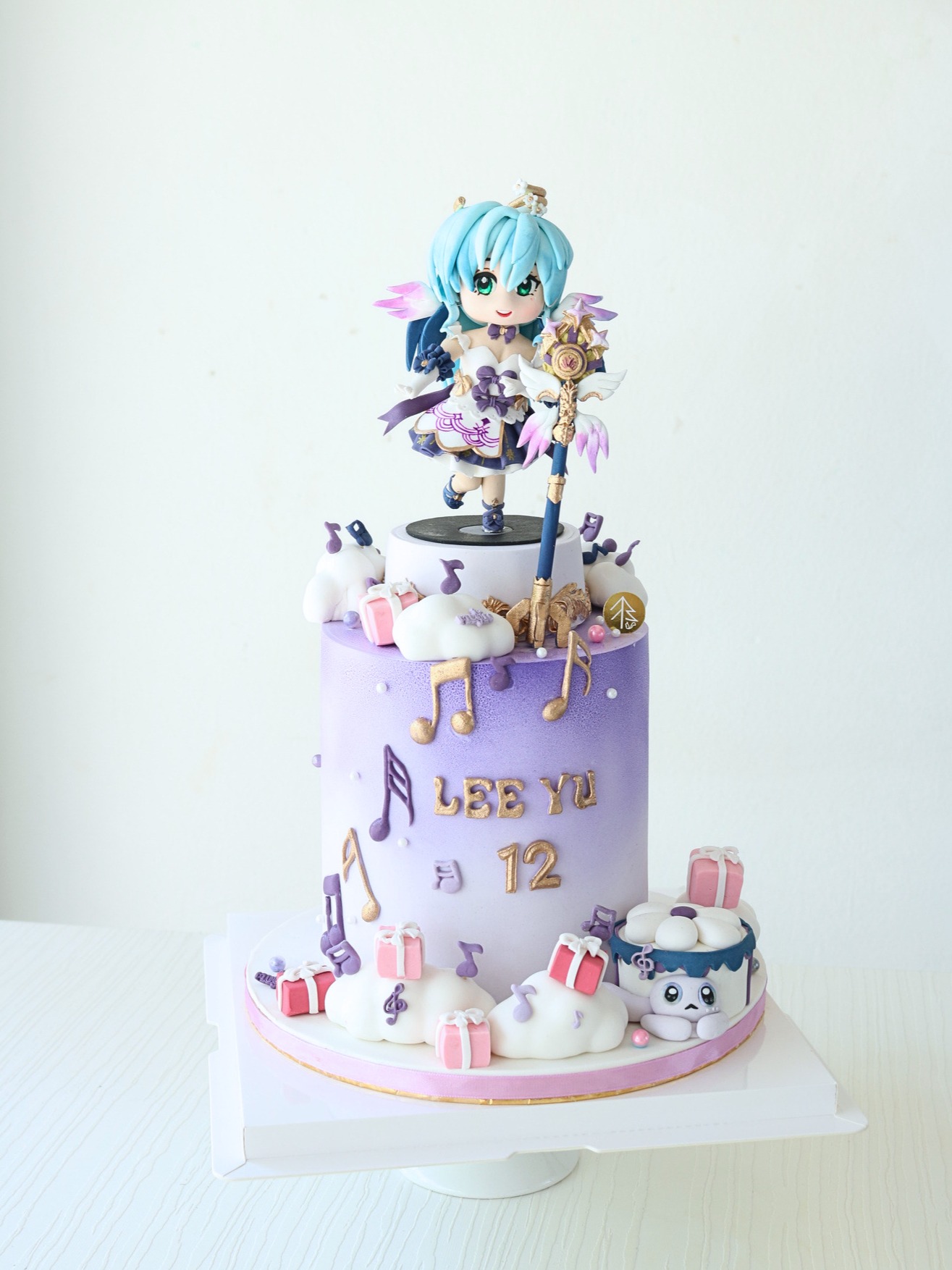Honkai Star Rail Cake With Fondant Figurine
