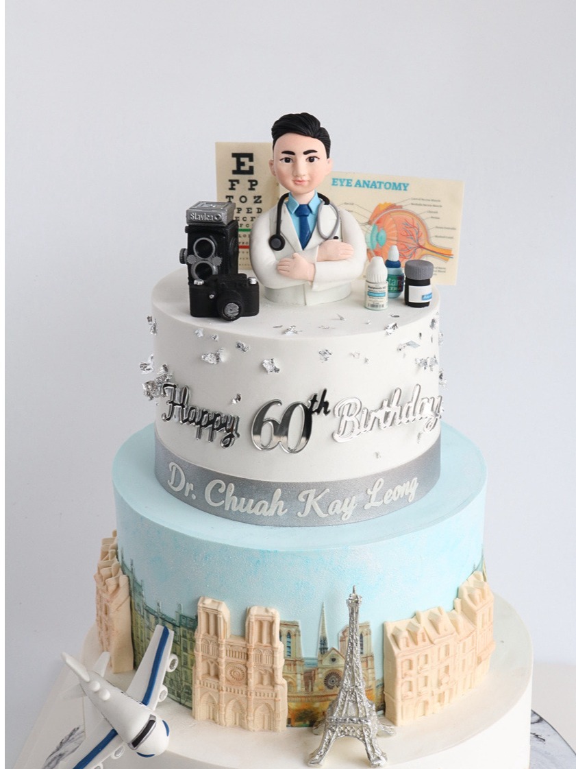 Doctor Travel Cake