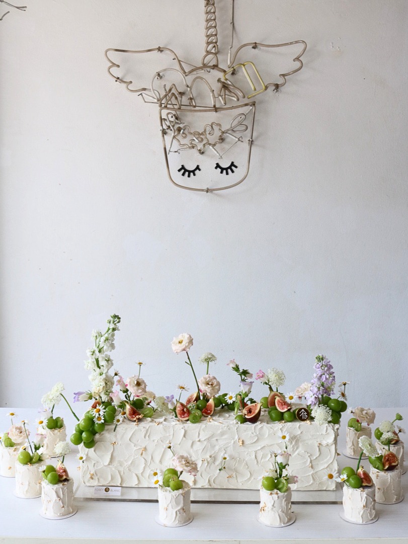 Rectangle Table Cake With Mini Cake Set - Wedding Cake