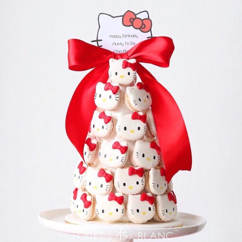 Hello Kitty Macaron Tower