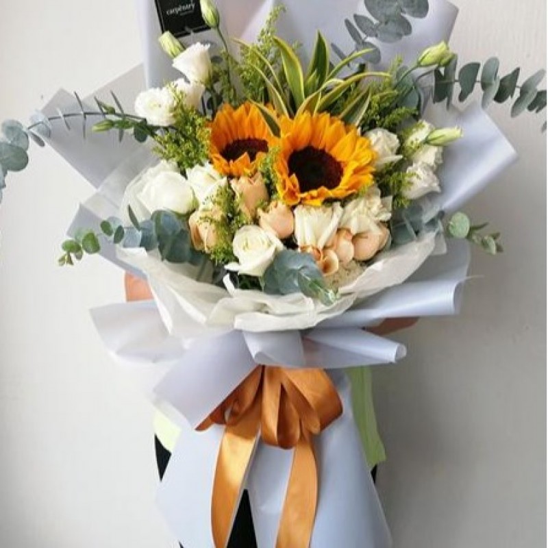 Sweetest Day Sunflower Bouquet