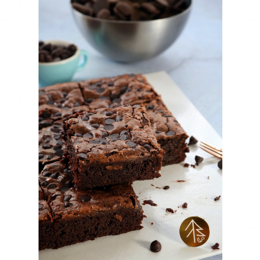 Fudgy Dark Chocolate Brownies (7 Inch)