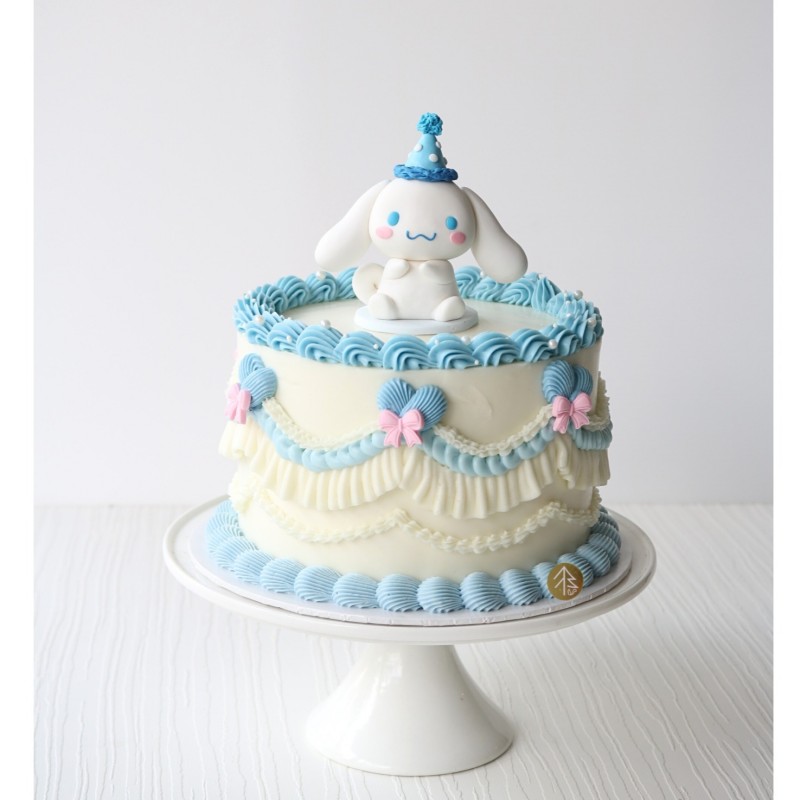 Cinnamoroll Vintage Cake (Fondant Figurine)