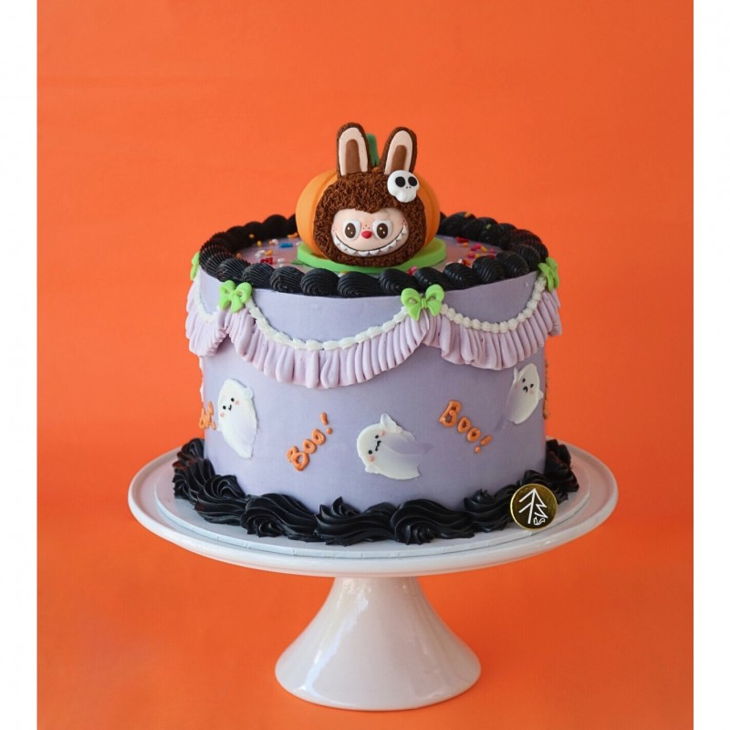 Labubu Halloween Cake