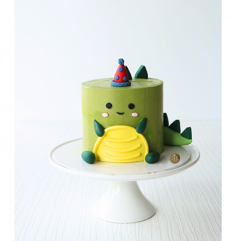 Baby Dinosaur Cake 4"