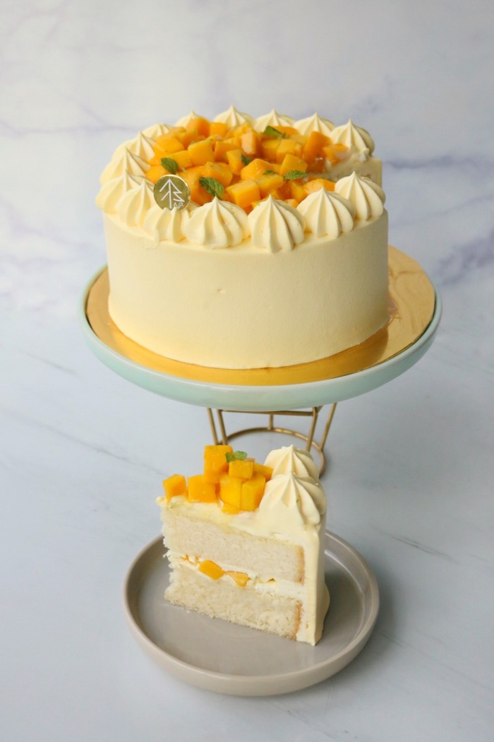Mango Passionfruit Cloud Cake (6 Inch)