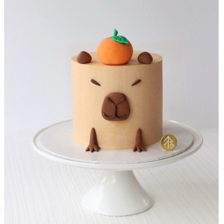 Capybara Cake 4"