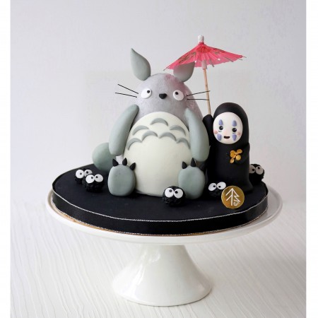 Totoro 3D Cake 4"