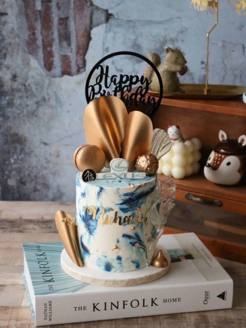 Blue Gold Mini Cake 4 inch