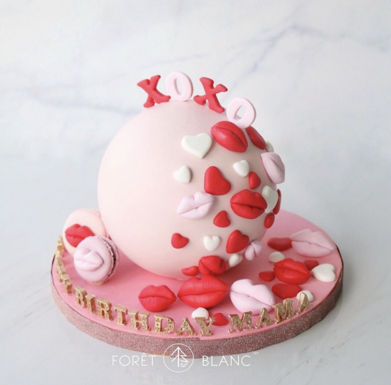 XOXO Chocolate Pinata