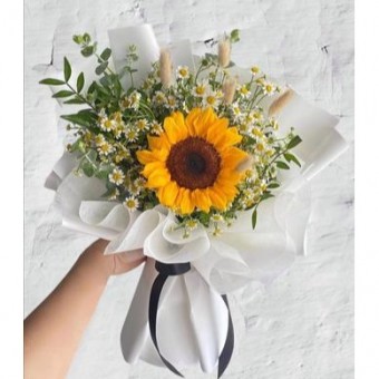 Rise & Shine Sunflower Bouquet