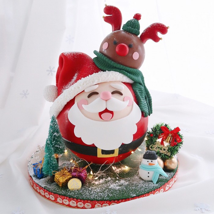 Santa Claus Christmas Chocolate Pinata 6 Inch