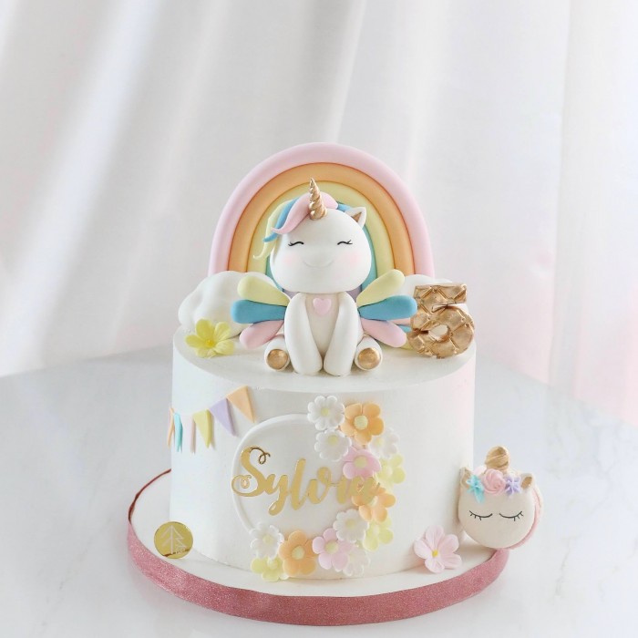 Pastel Rainbow Unicorn Cake