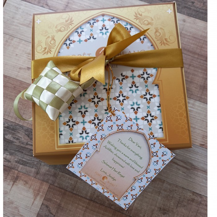 Riang Raya Cookie & Macaron Gift Box